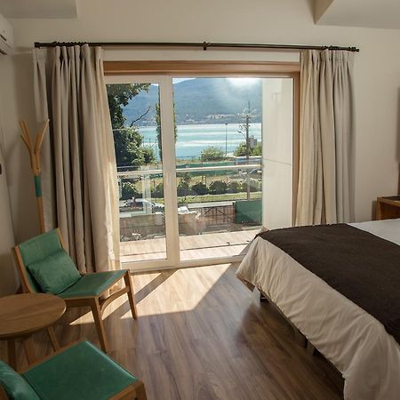 Hotel Casa Solaria Pucon Bagian luar foto